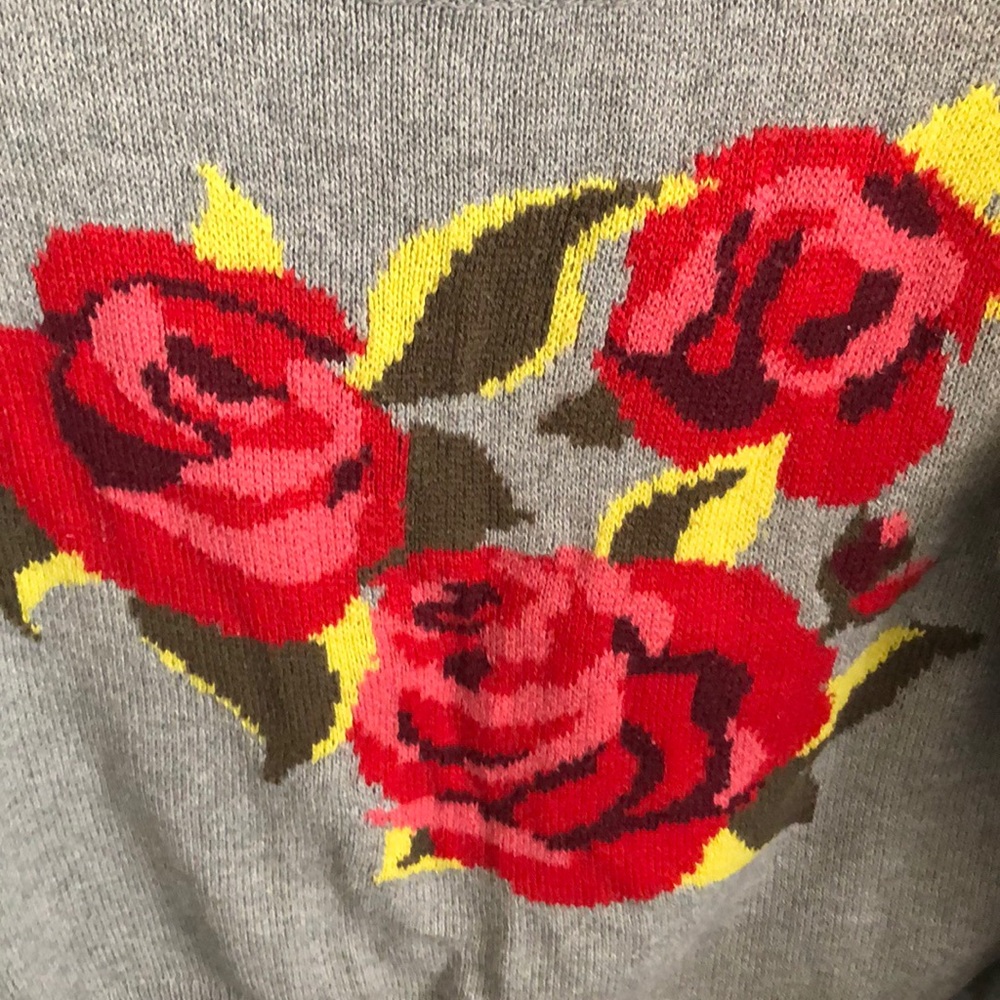 Sweater - Picture 3 of 4